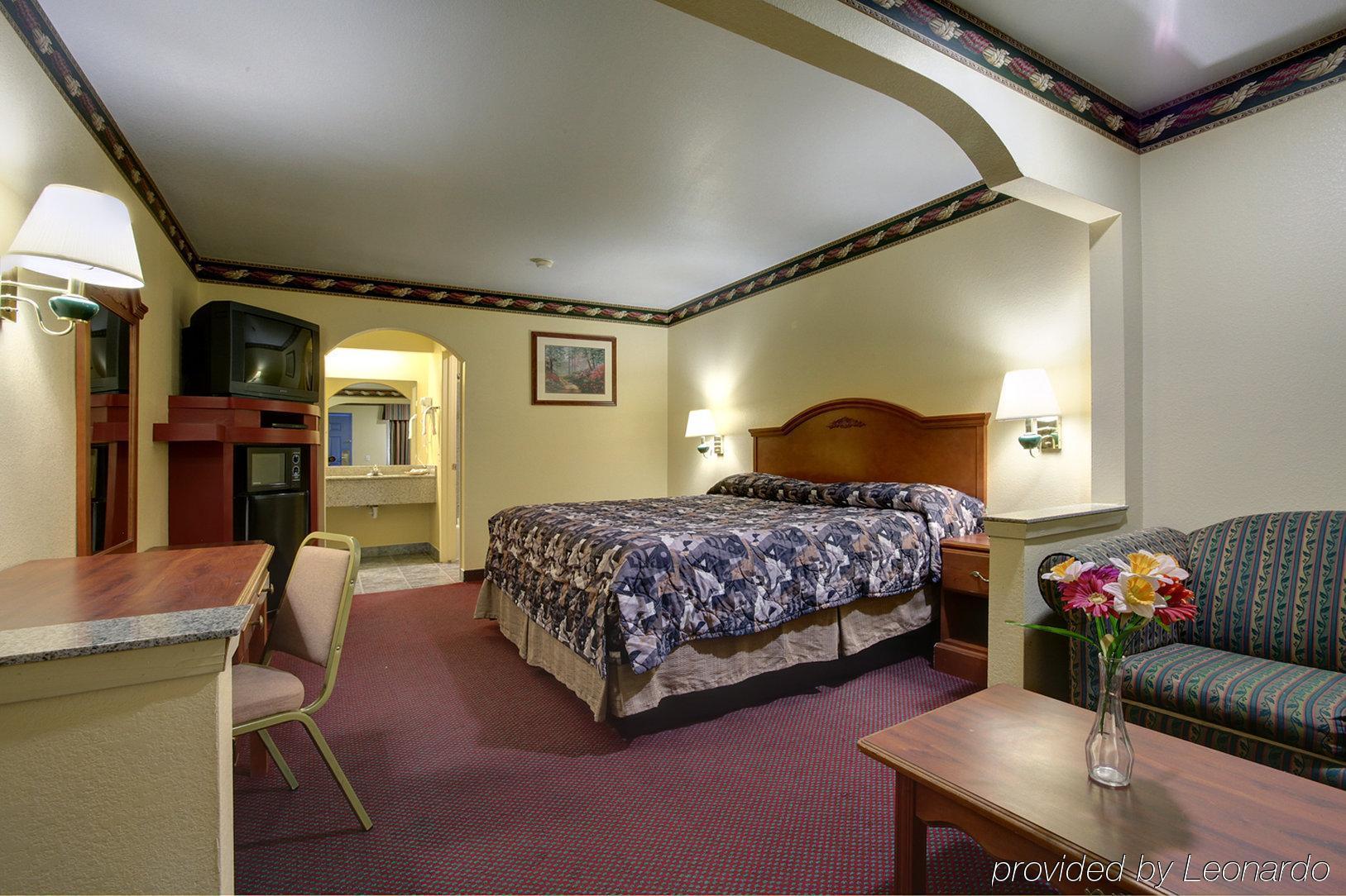 America'S Best Value Inn & Suites - Rosenberg/Houston Room photo