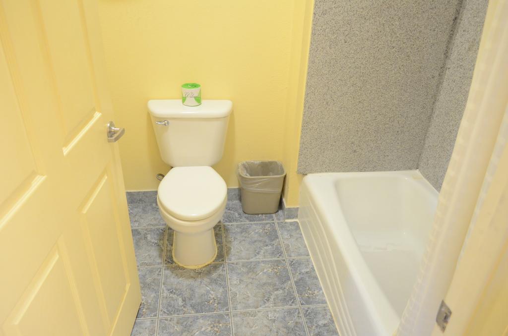 America'S Best Value Inn & Suites - Rosenberg/Houston Room photo